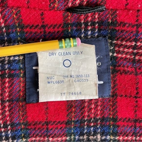 Vintage Woolrich Hooded Chore Jacket with Plaid Lining - Picture 11 of 16